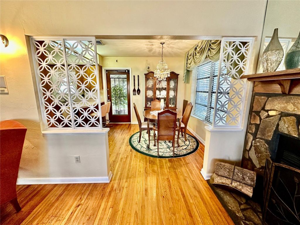 Photo of 302 Luna Road, Auburndale, FL 33823 (MLS # L4951521)