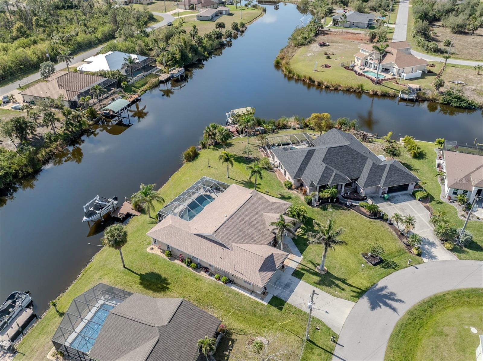 9542 SPRING CIRCLE