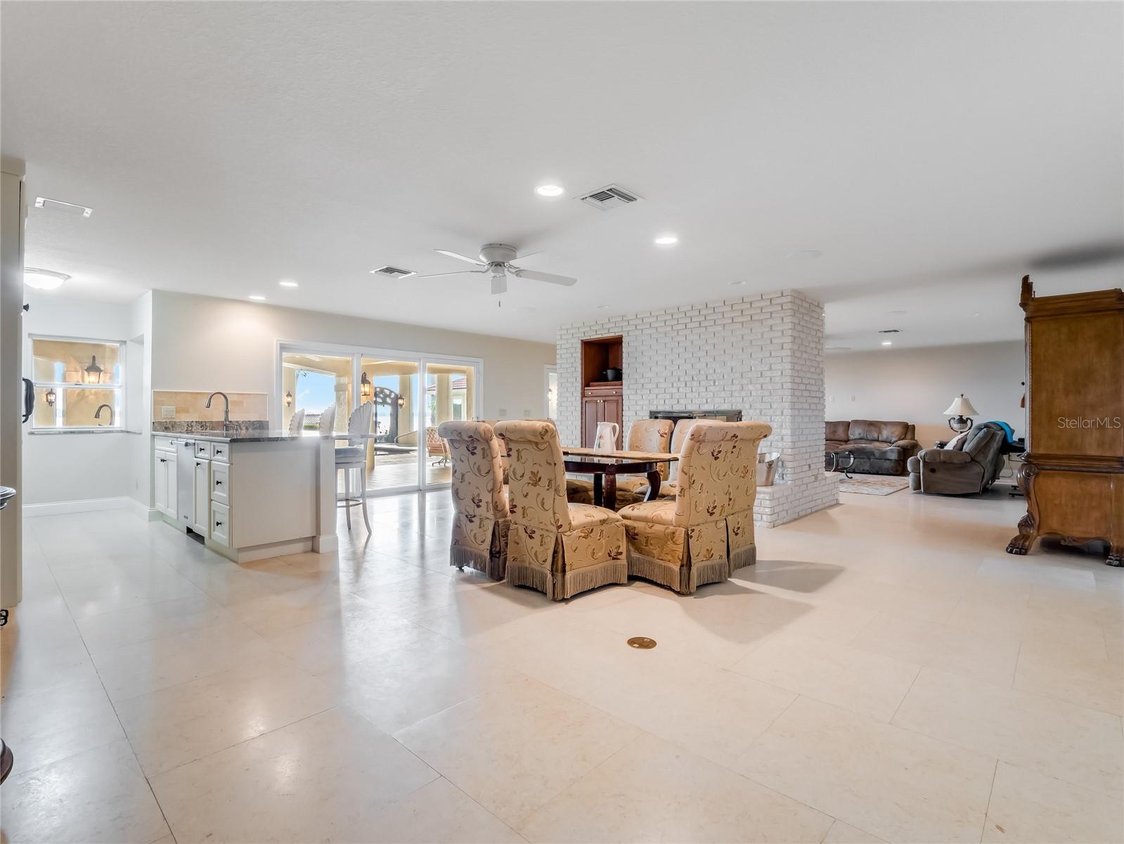 ISLEWORTH - Residential