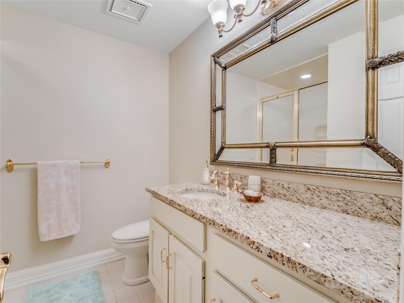 ISLEWORTH - Residential