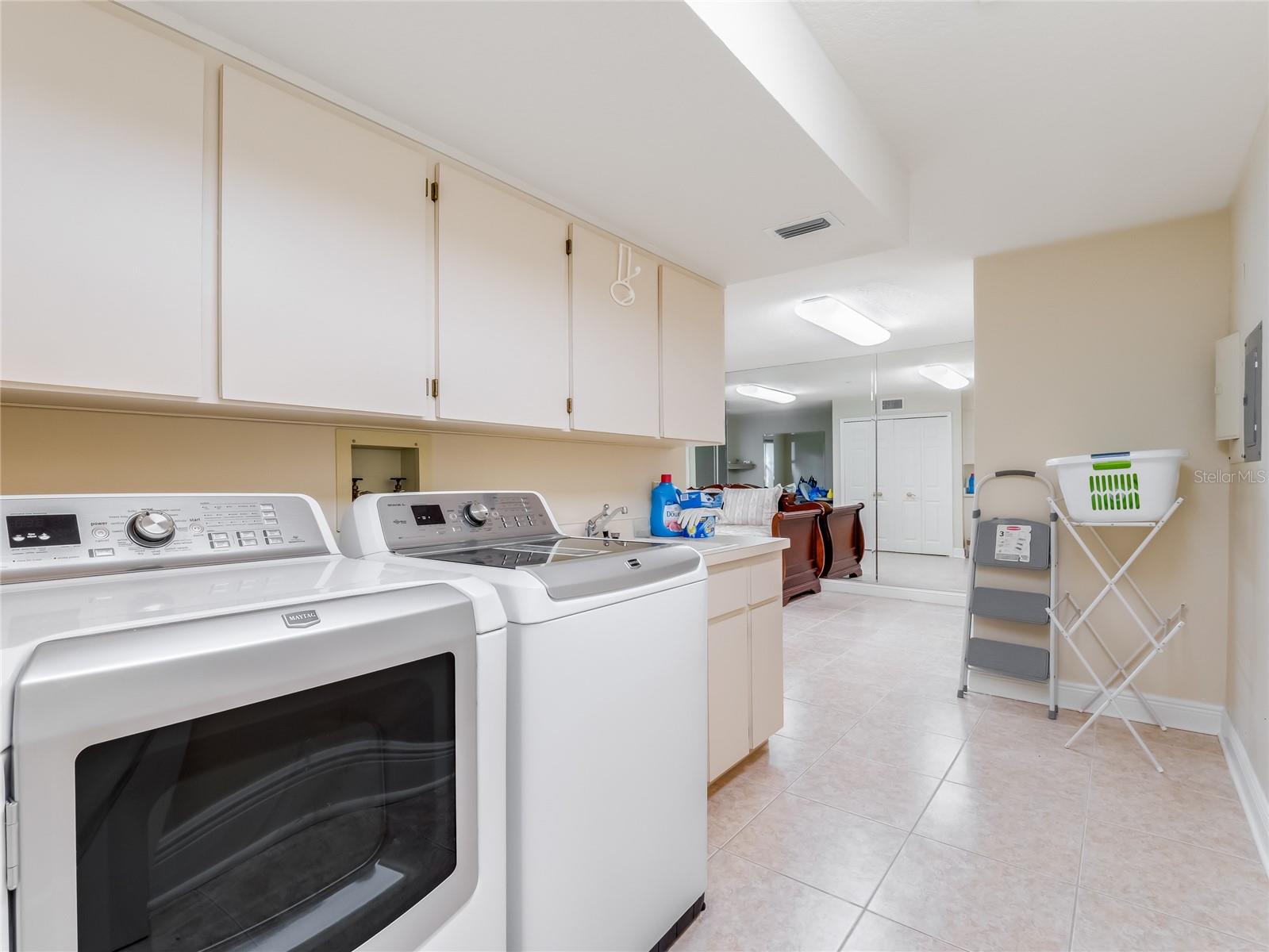 ISLEWORTH - Residential