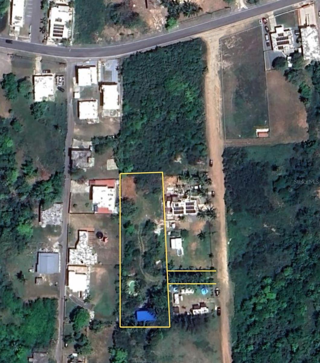 BARRIO BAJURAS - Residential