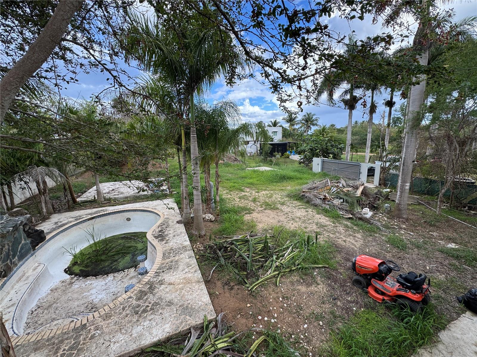 BARRIO BAJURAS - Residential