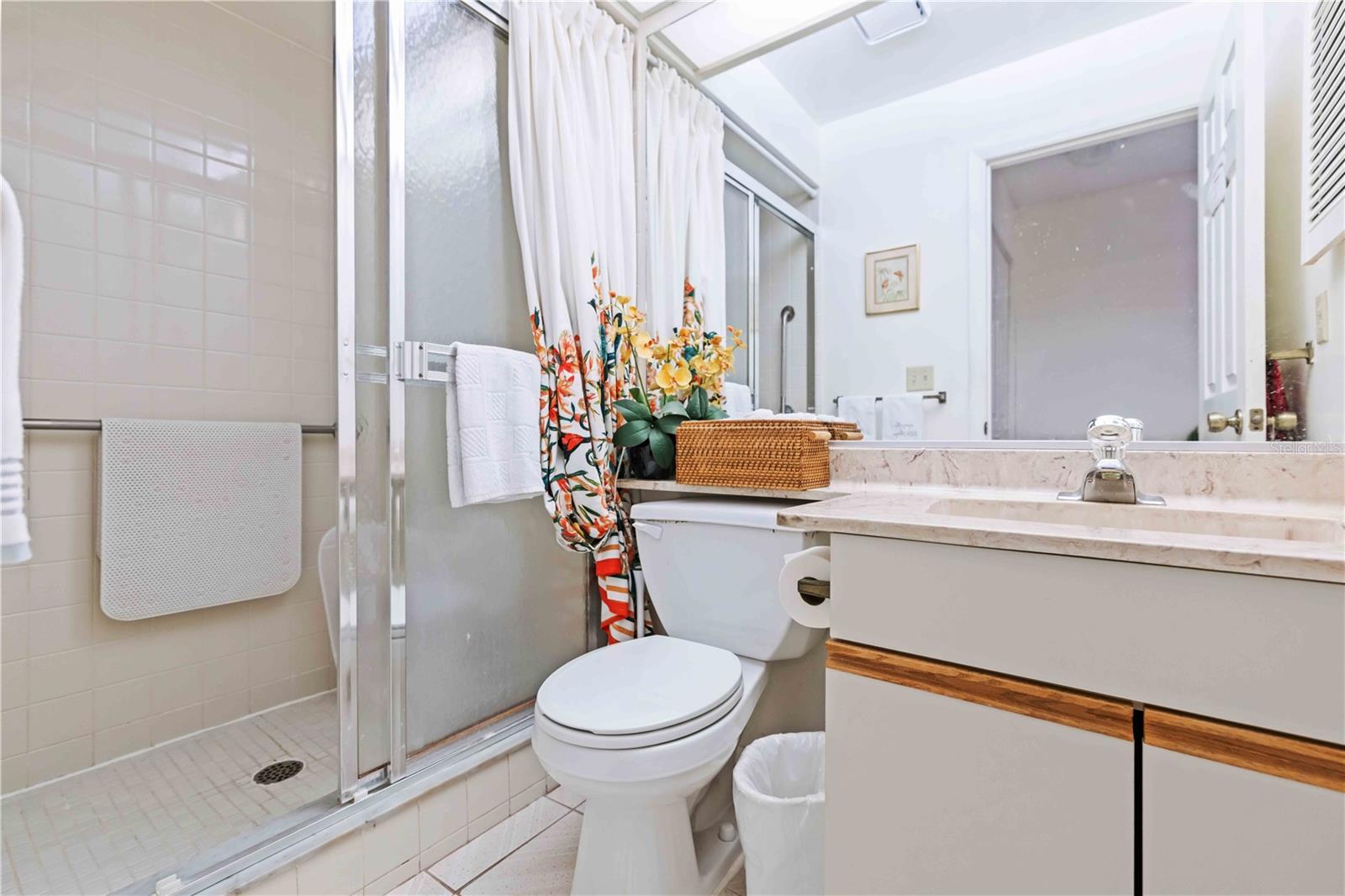 VILLAGE OAKS SEC B - Residential