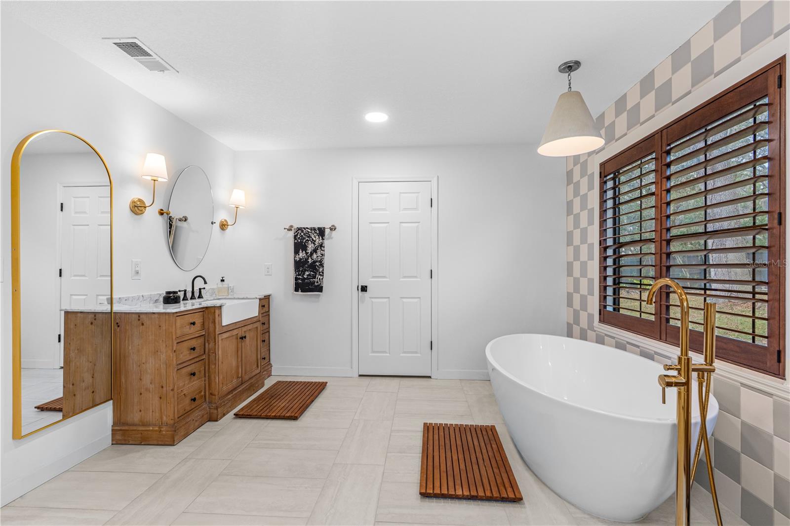 THE TRAILS SUBDIVISION UNIT 9 - Residential