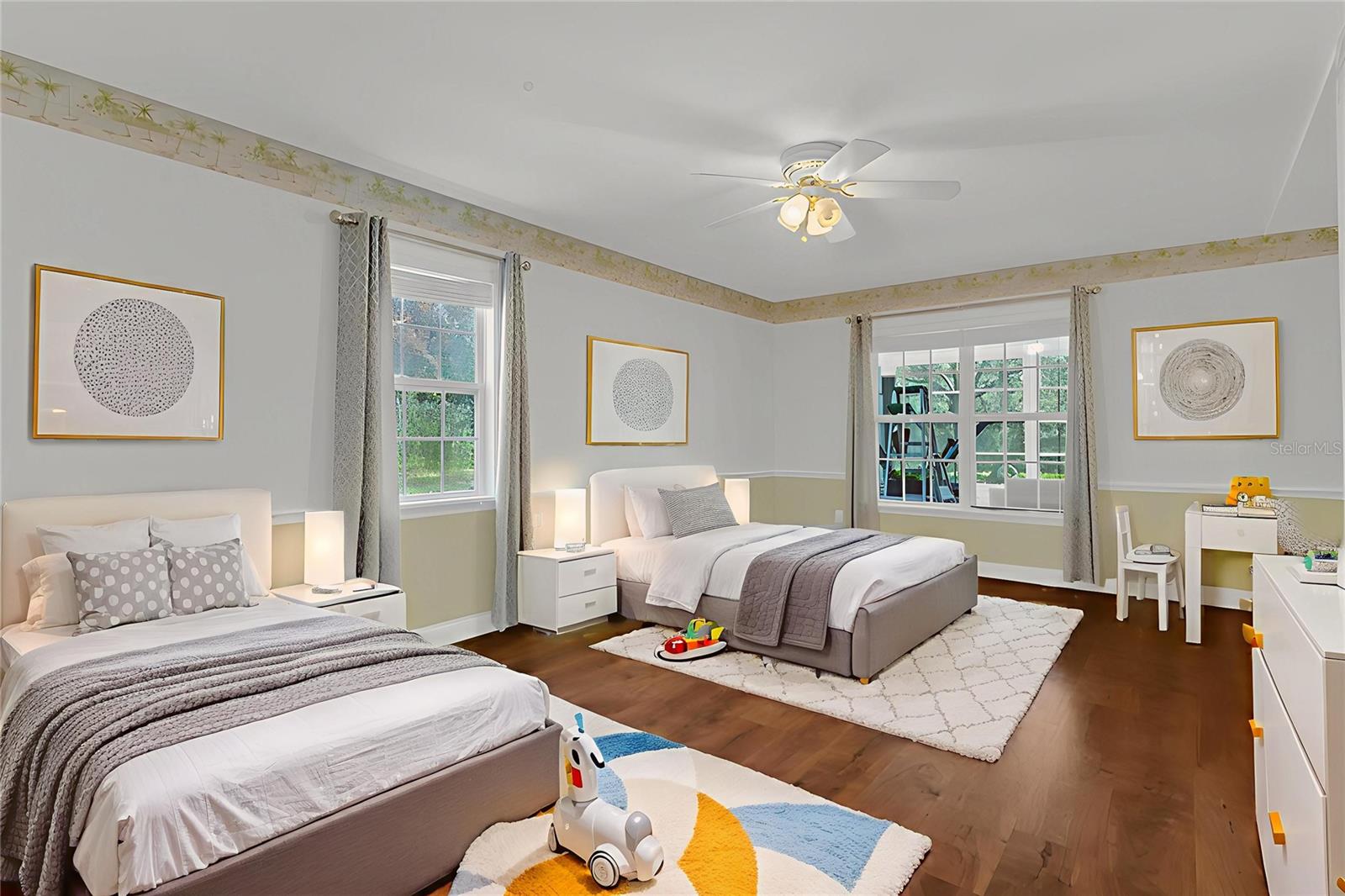 SUN OAKS - Residential