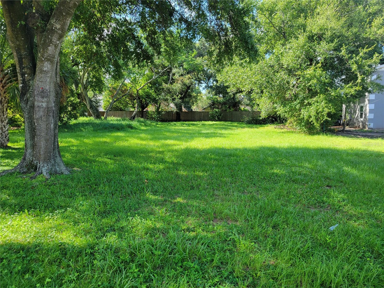 " A blank canvas awaits !!! 51 x 131 residental lot zoned R-2B/T/PH in the City of Orlando. Located near downtown Orlando and just minutes from Camping World Stadium , major expressway and bus lines this property is a great investment opportunity for a single family, duplex, garage apartment, accessory apartment, mult-ifamily etc. Because there was previously a structure on this lot, impact fee credit(s) may be available through the City of Orlando that can reduce your construction cost.