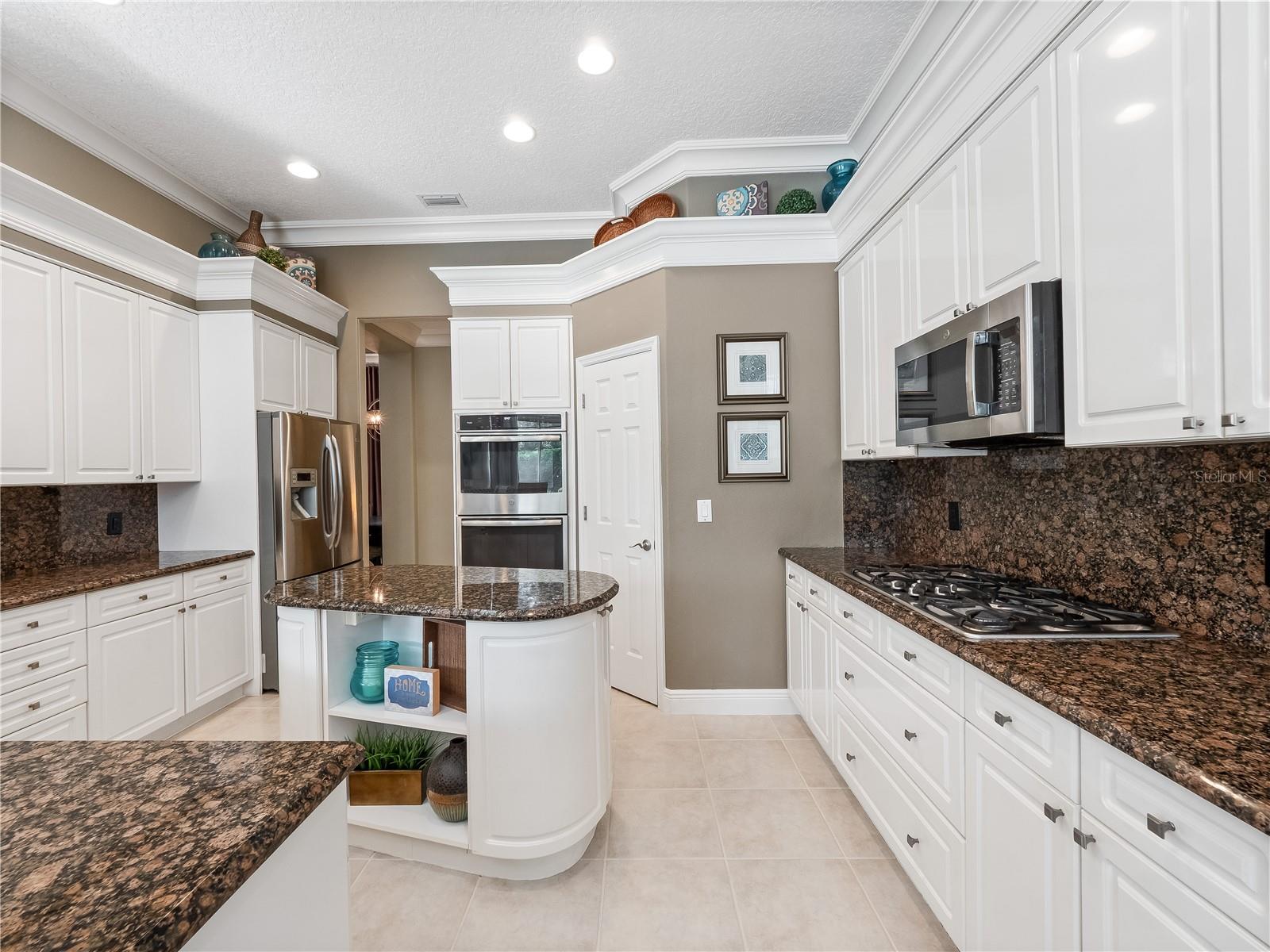 ALAQUA LAKES PH 2 - Residential