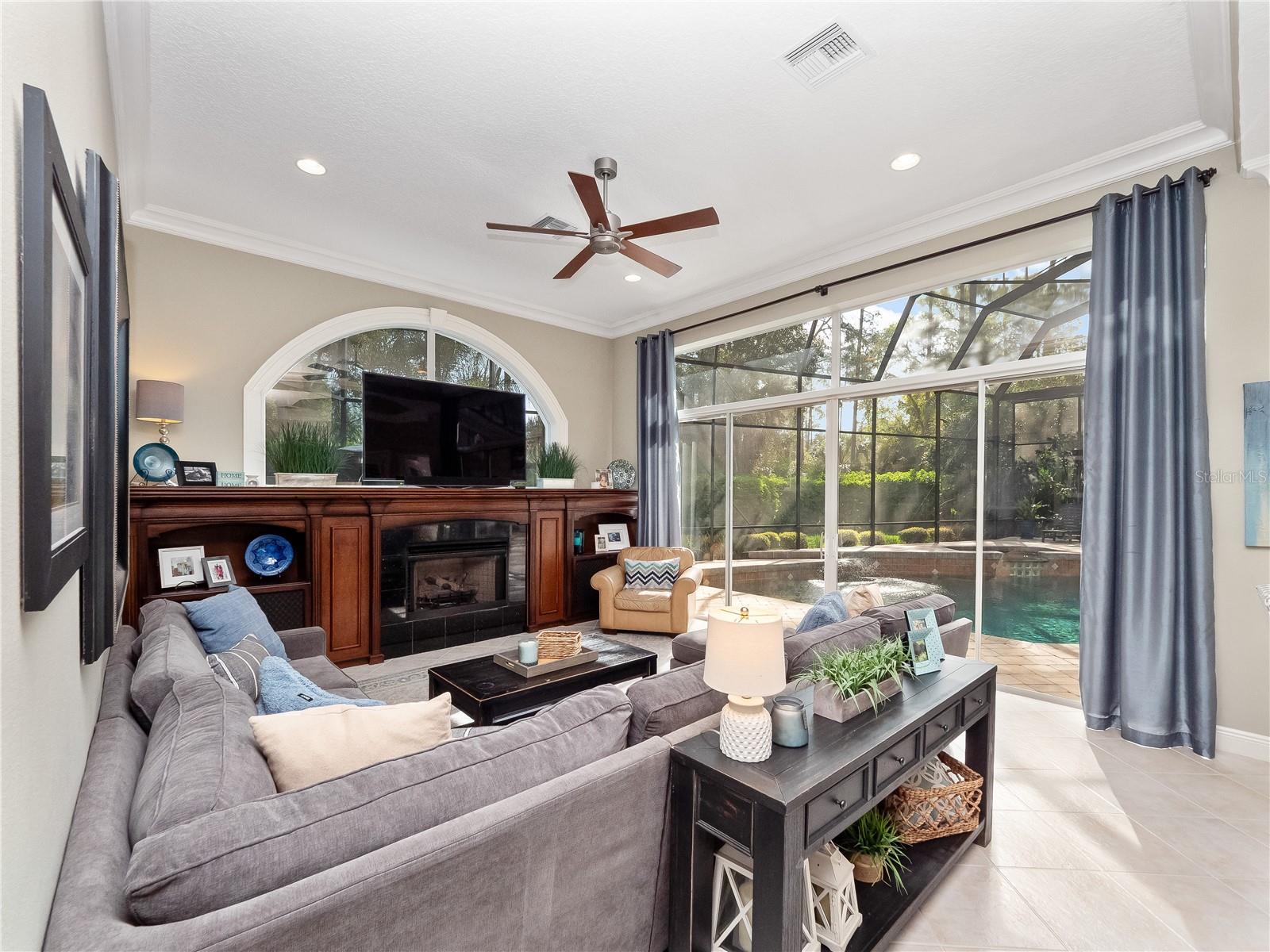 ALAQUA LAKES PH 2 - Residential