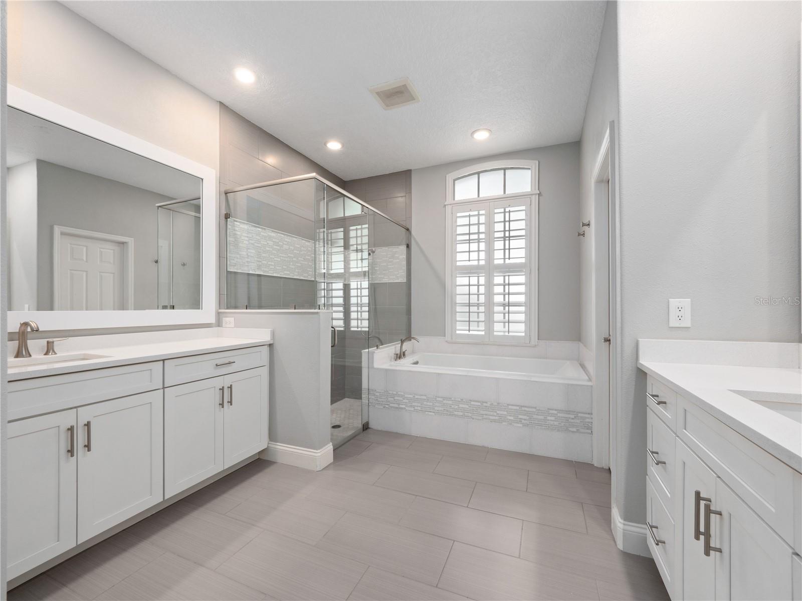 ALAQUA LAKES PH 2 - Residential