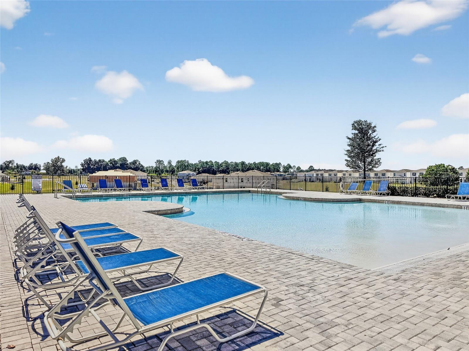 3725 BLUE MOUNTAIN WAY