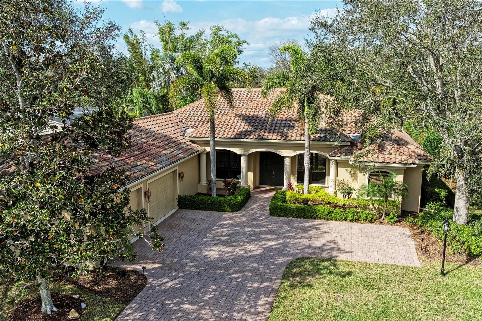 3751 EAGLE HAMMOCK DRIVE