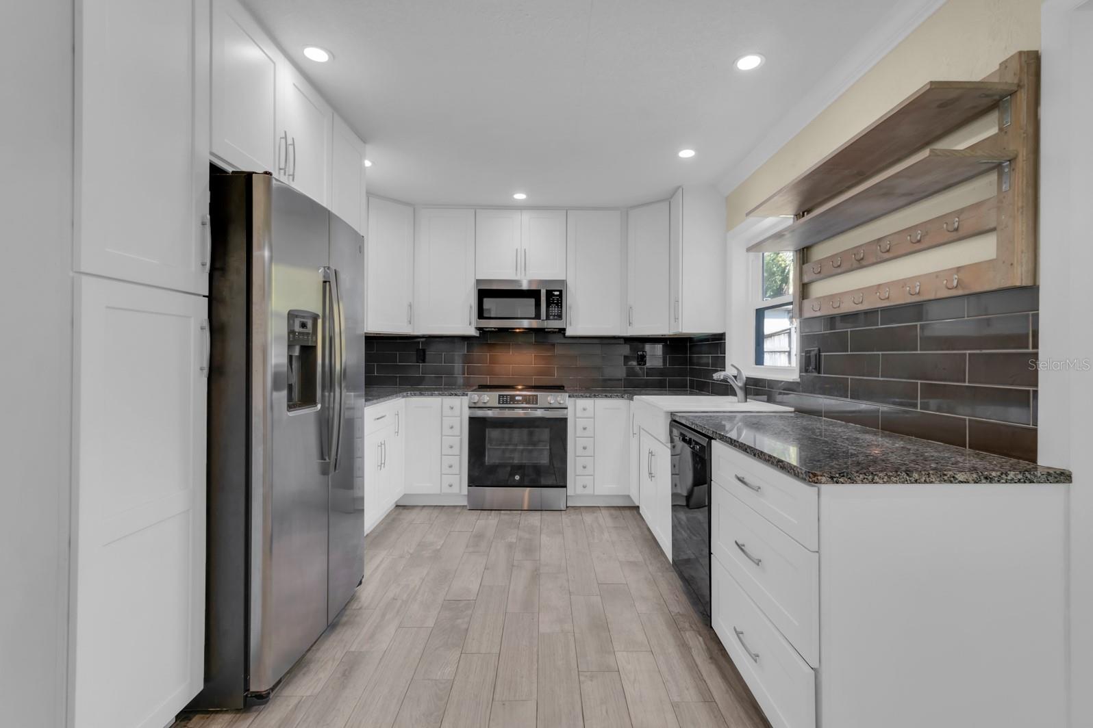 ACREAGE - Residential