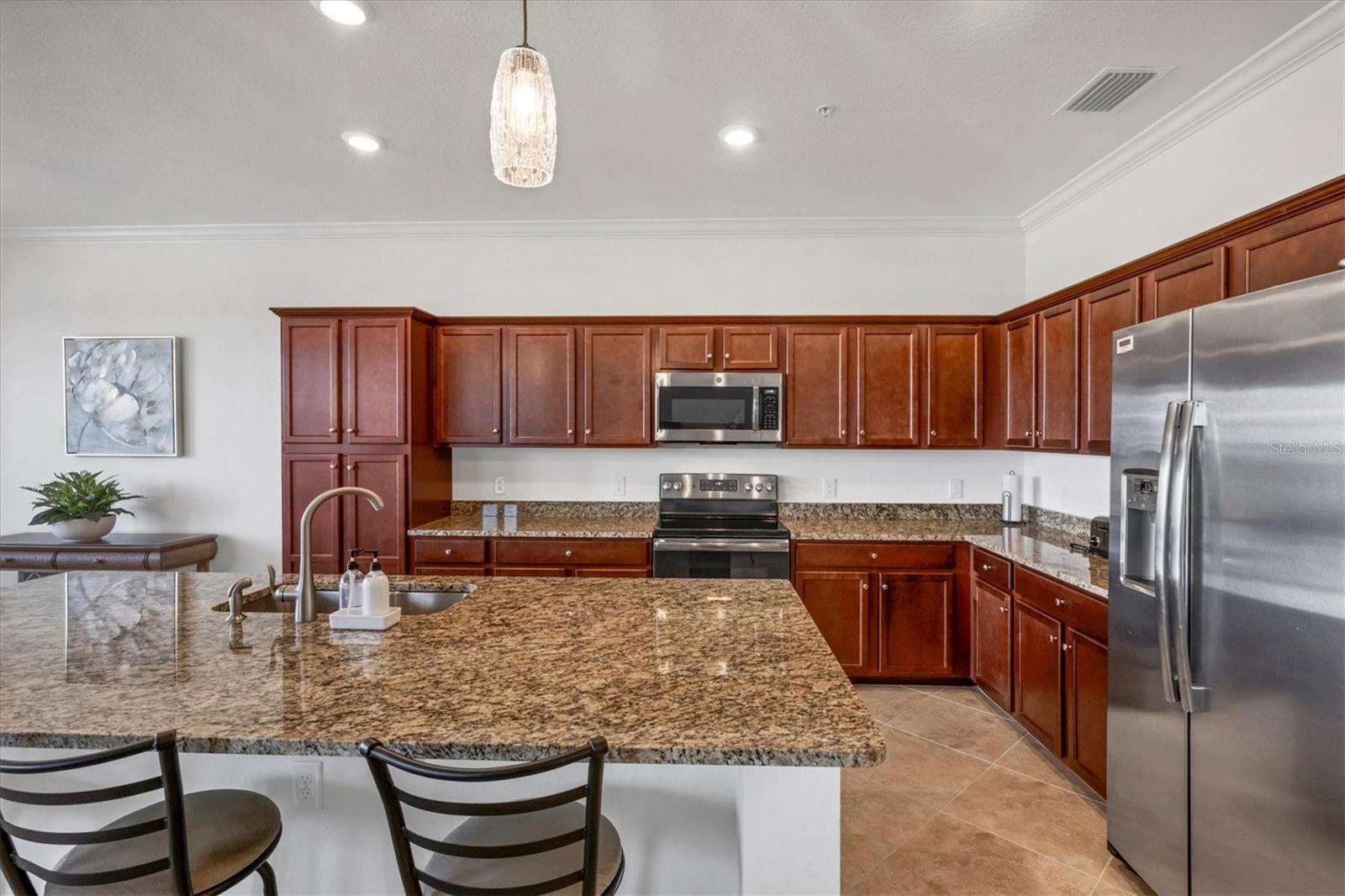 LAKEWOOD NATIONAL - Residential