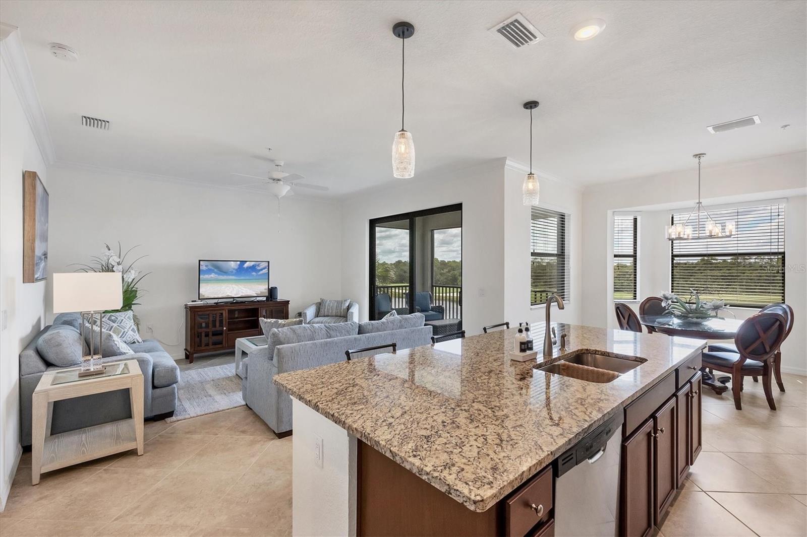 LAKEWOOD NATIONAL - Residential