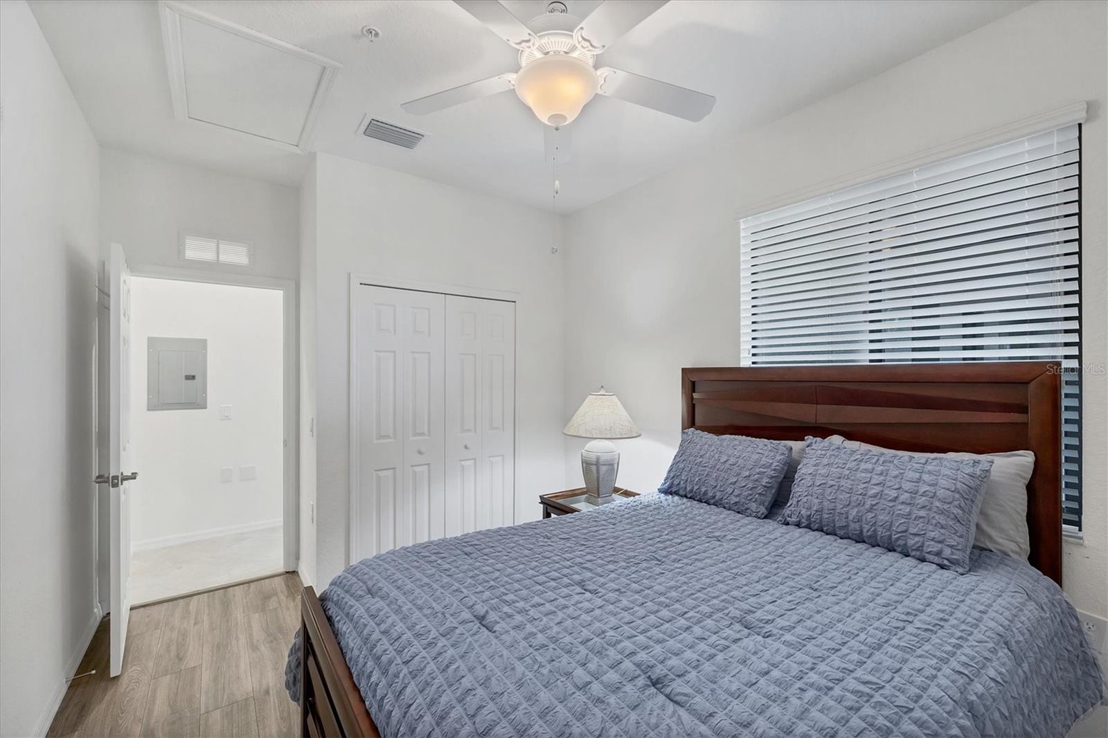 LAKEWOOD NATIONAL - Residential