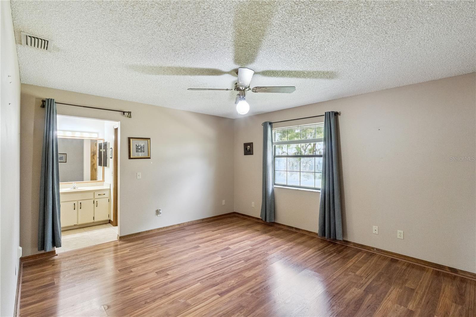 PLEASANT HILL LAKES UNIT 8 - Residential