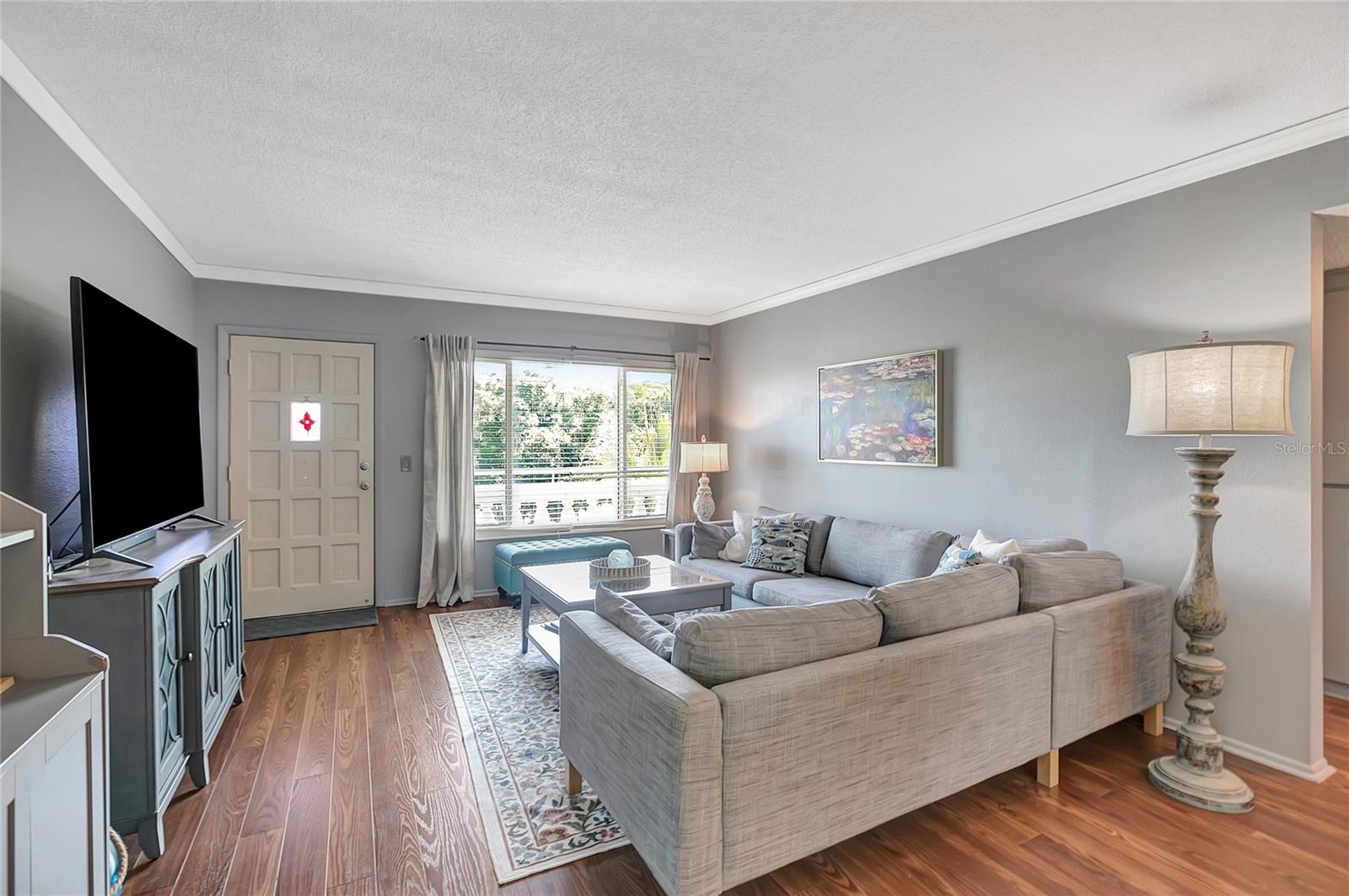 2461 RHODESIAN DRIVE 73