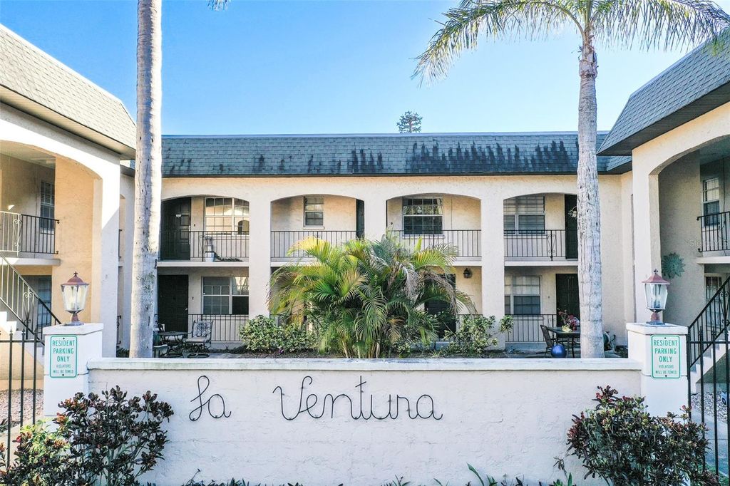 Photo of 3718 Mckay Avenue #203, Tampa, FL 33609 (MLS # L4959064)