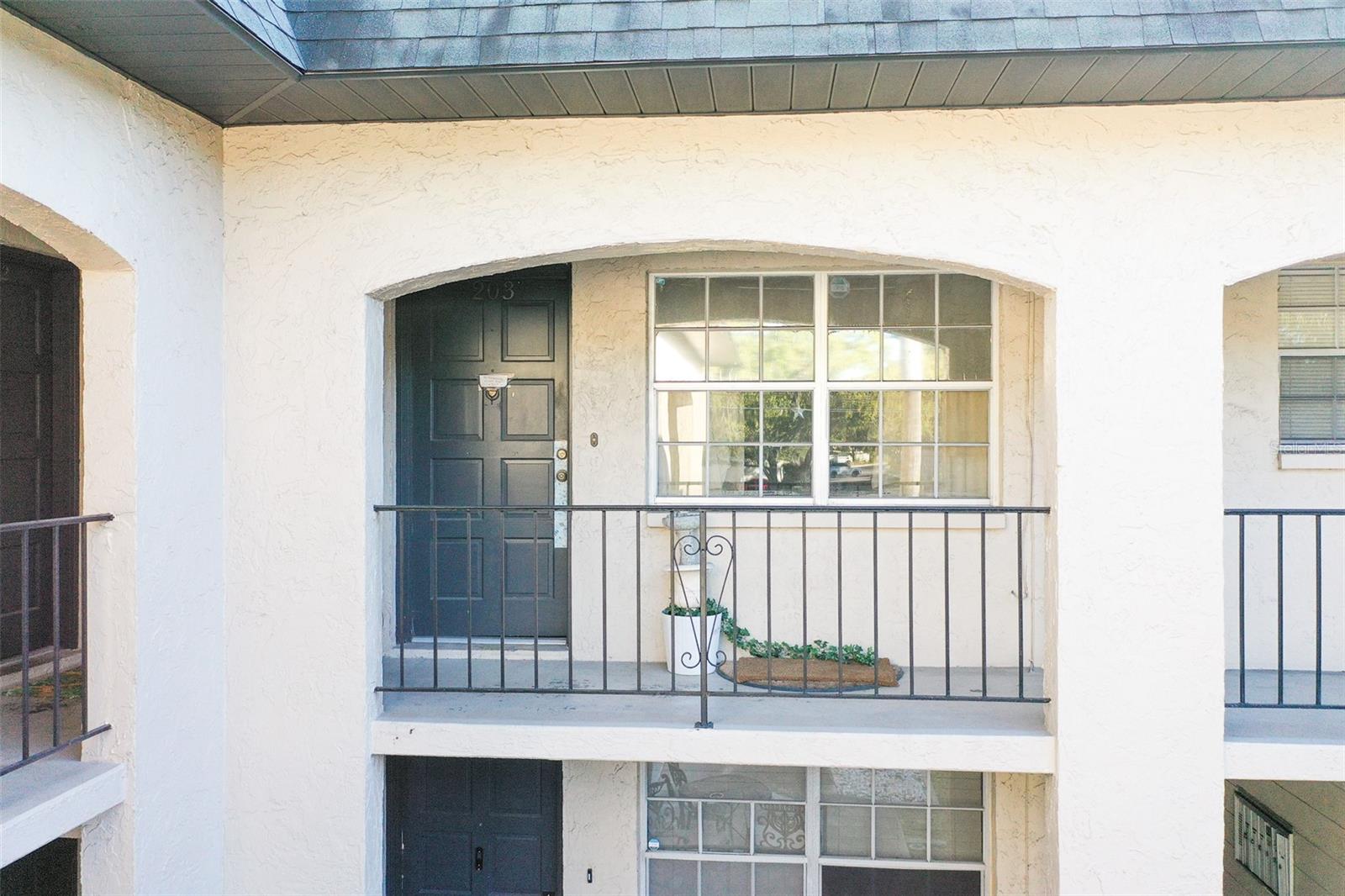 3718 MCKAY AVENUE 203