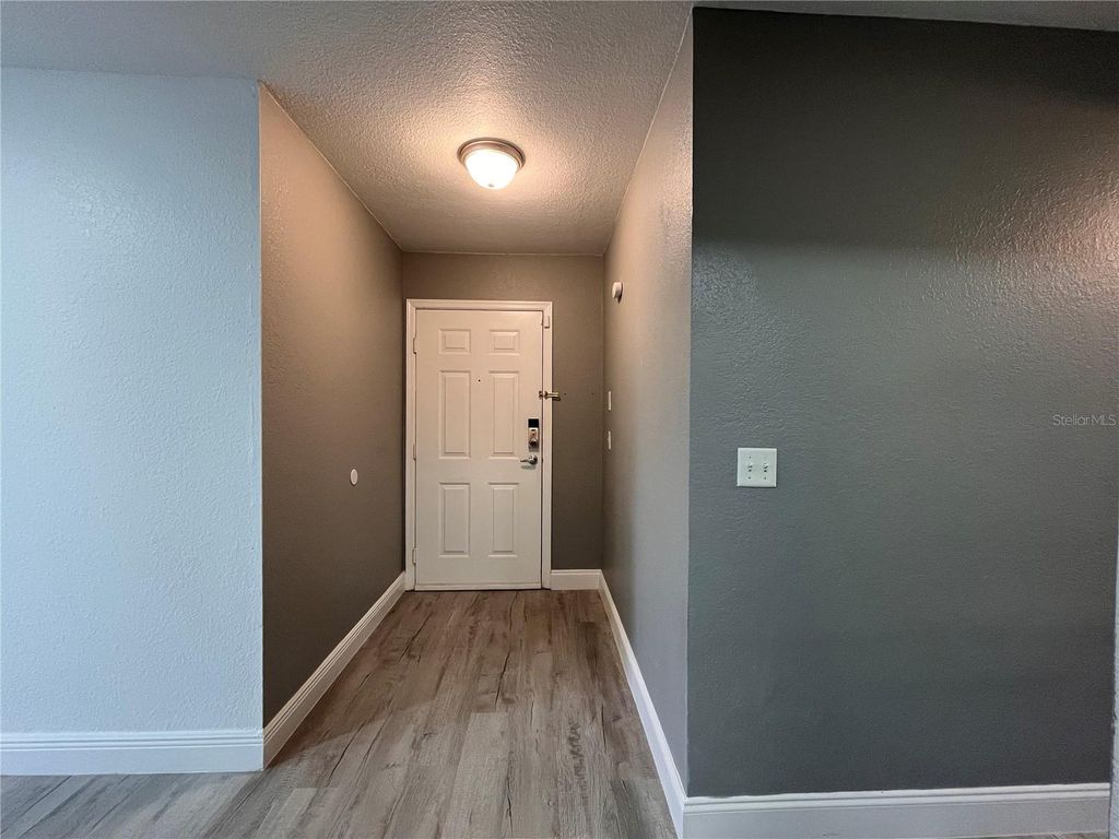 Photo of 13838 Fairway Island Drive #1412, Orlando, FL 32837 (MLS # O6382388)