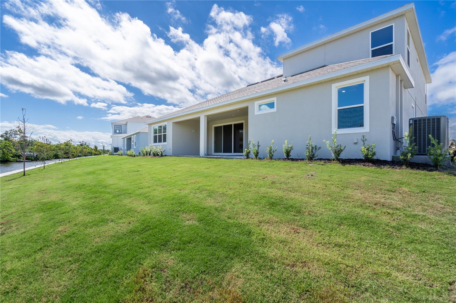 MIRABAY - Residential