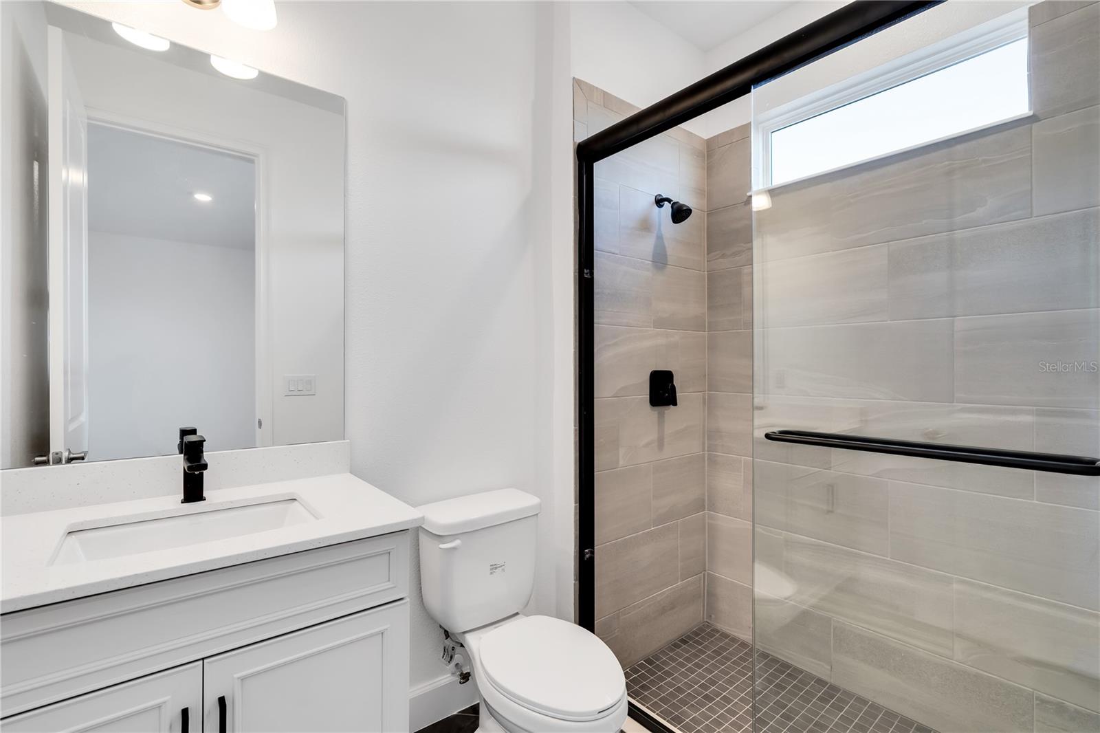 MIRABAY - Residential