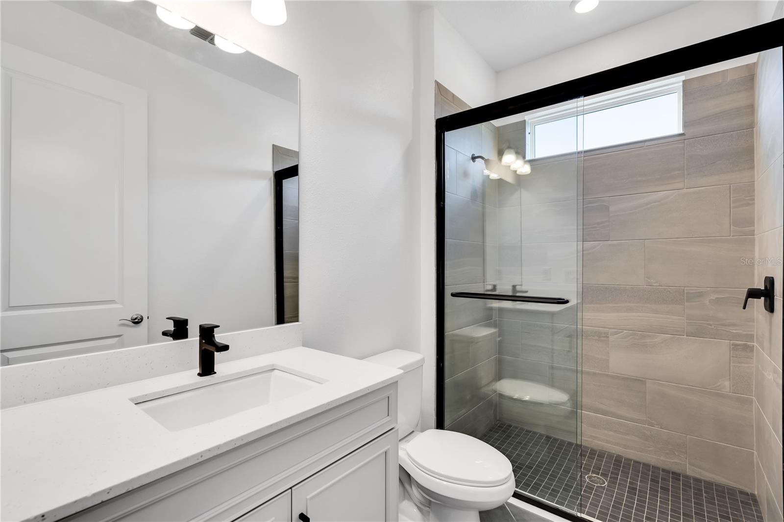 MIRABAY - Residential