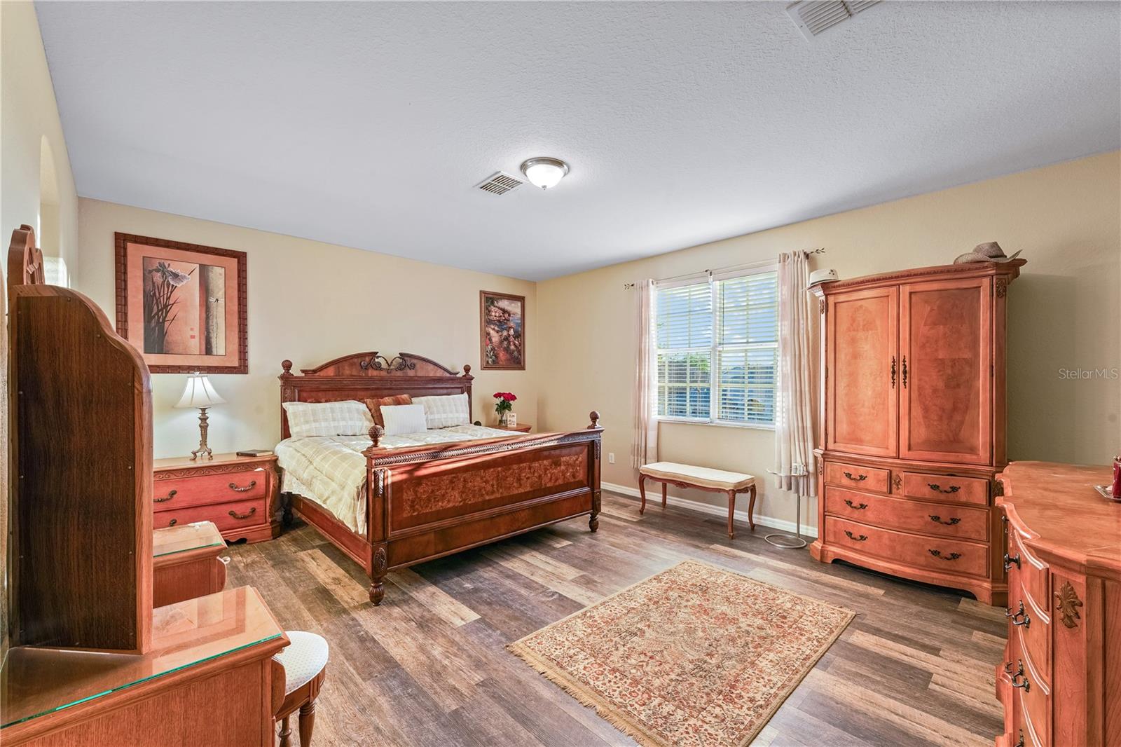 SUNCOAST LAKES PH 1 - Residential