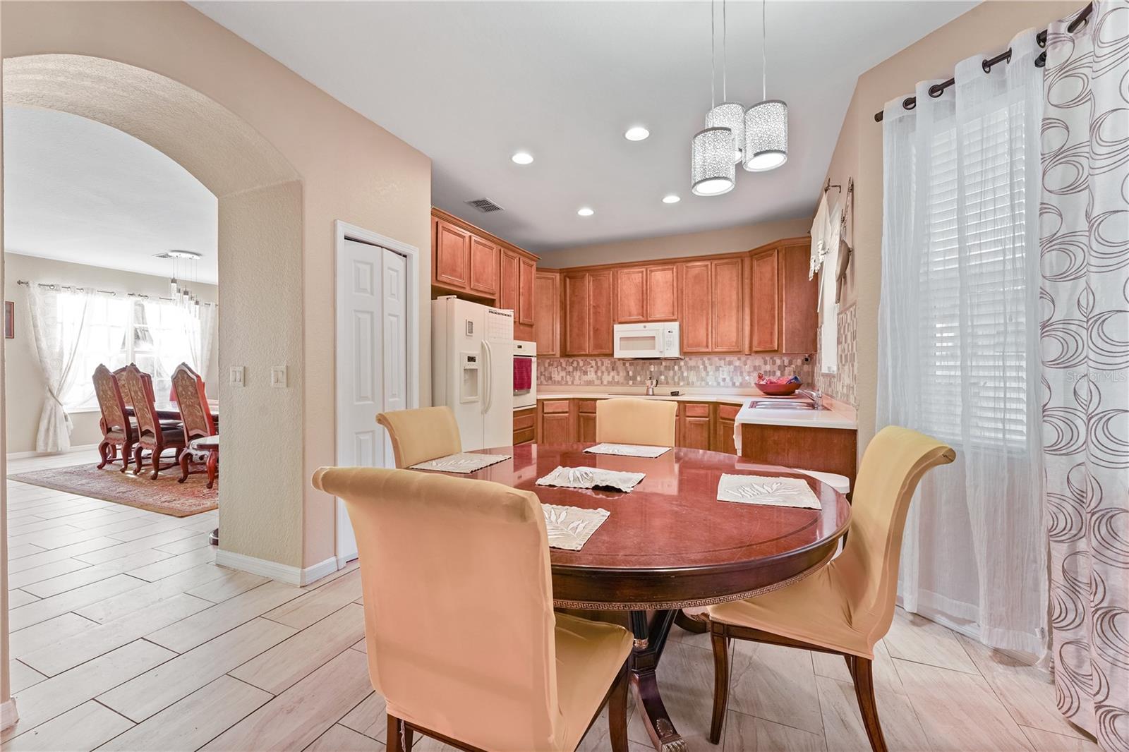 SUNCOAST LAKES PH 1 - Residential