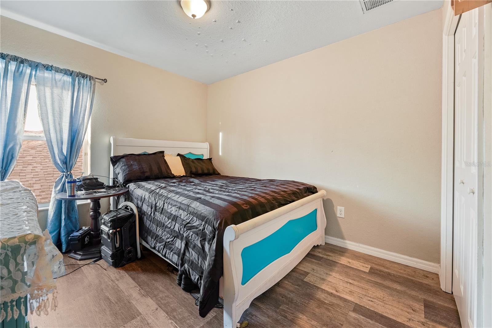 SUNCOAST LAKES PH 1 - Residential