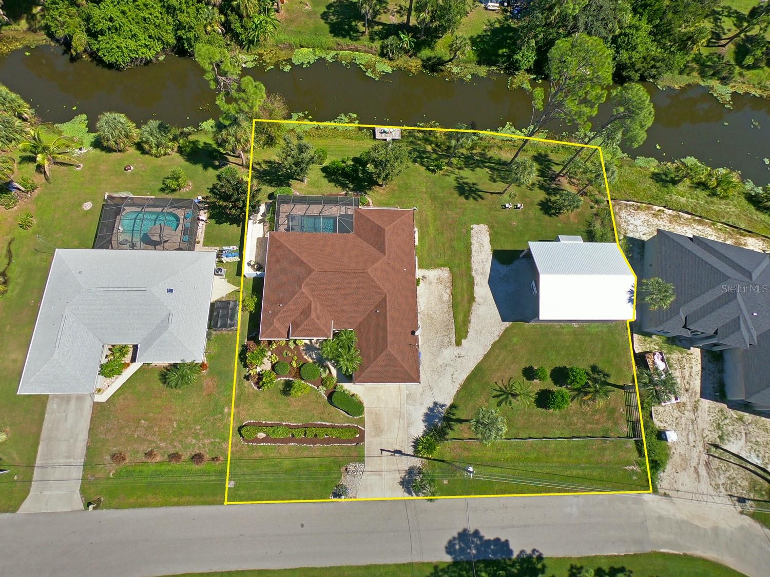 1372 VENDOME TERRACE