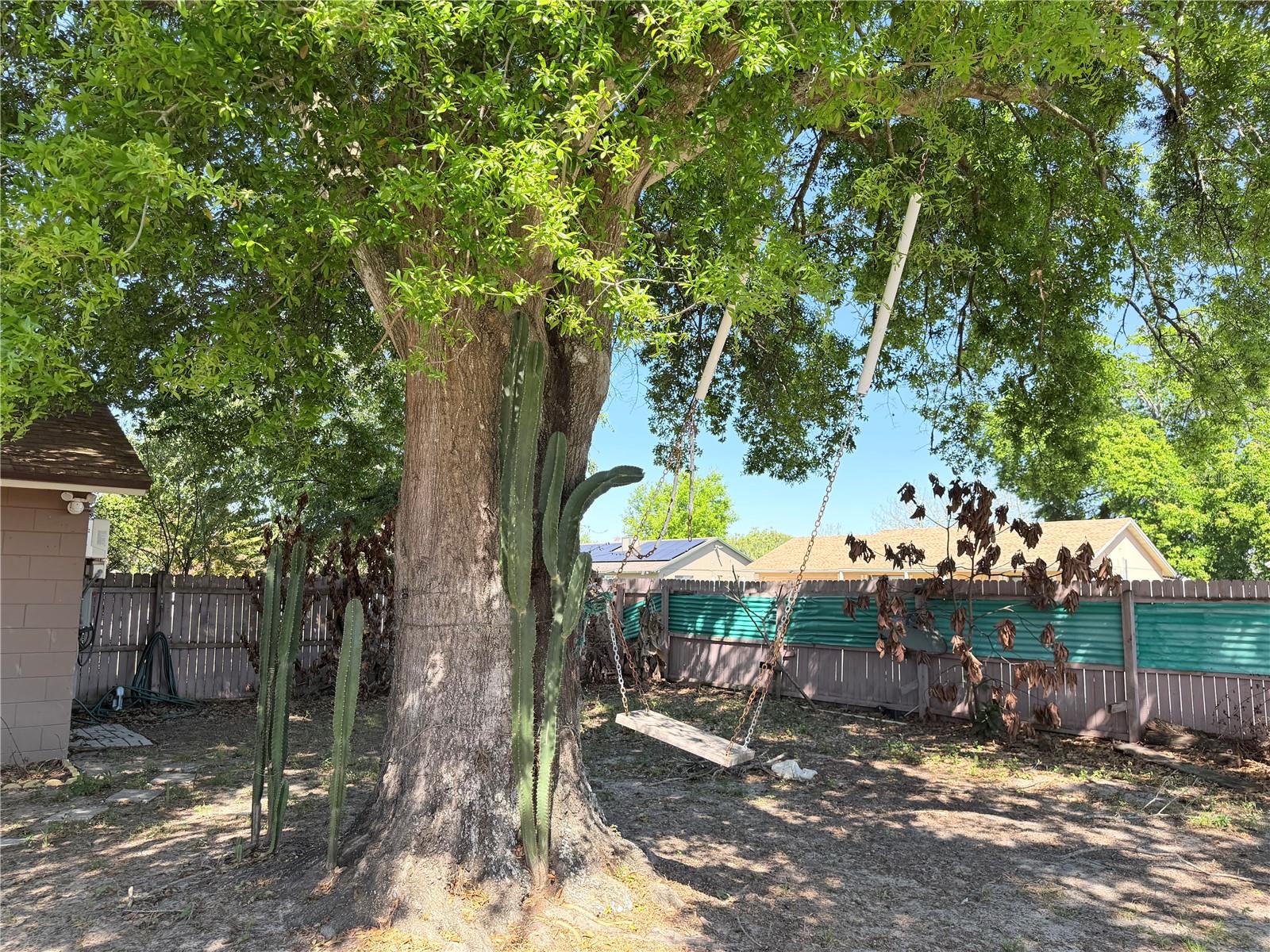 WESTMOOR PH 04B - Residential