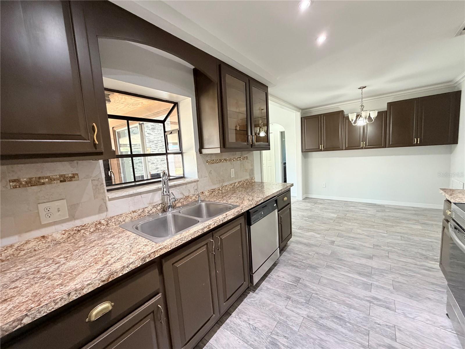 WESTMOOR PH 04B - Residential