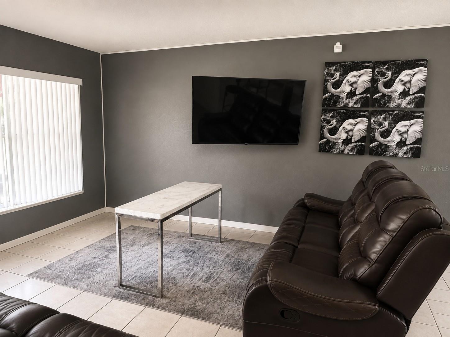 605 LAISY DRIVE