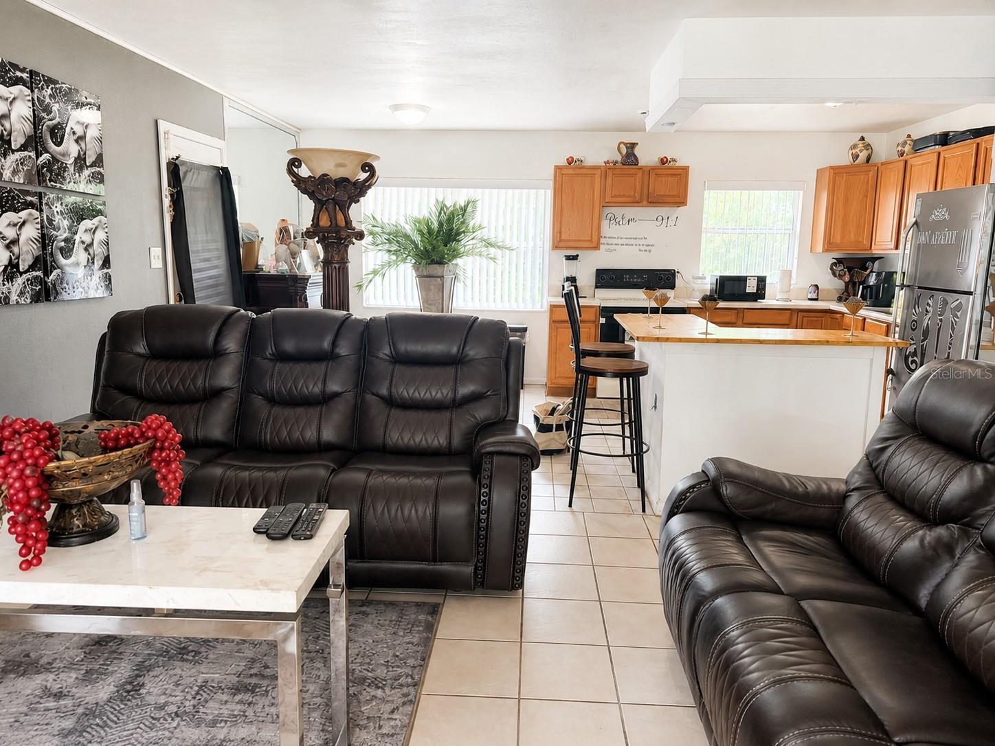 605 LAISY DRIVE