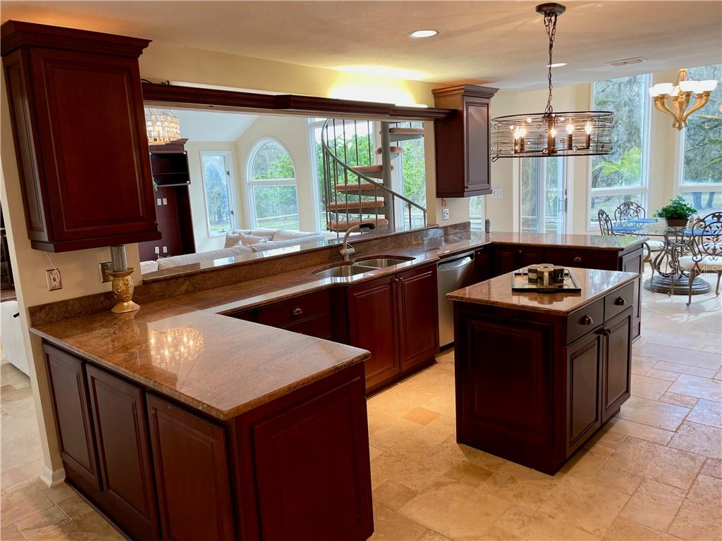 MOORE ROAD - Residential