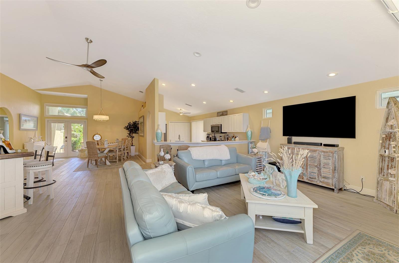 BERMUDA CLUB WEST AT PLANTATION - Residential
