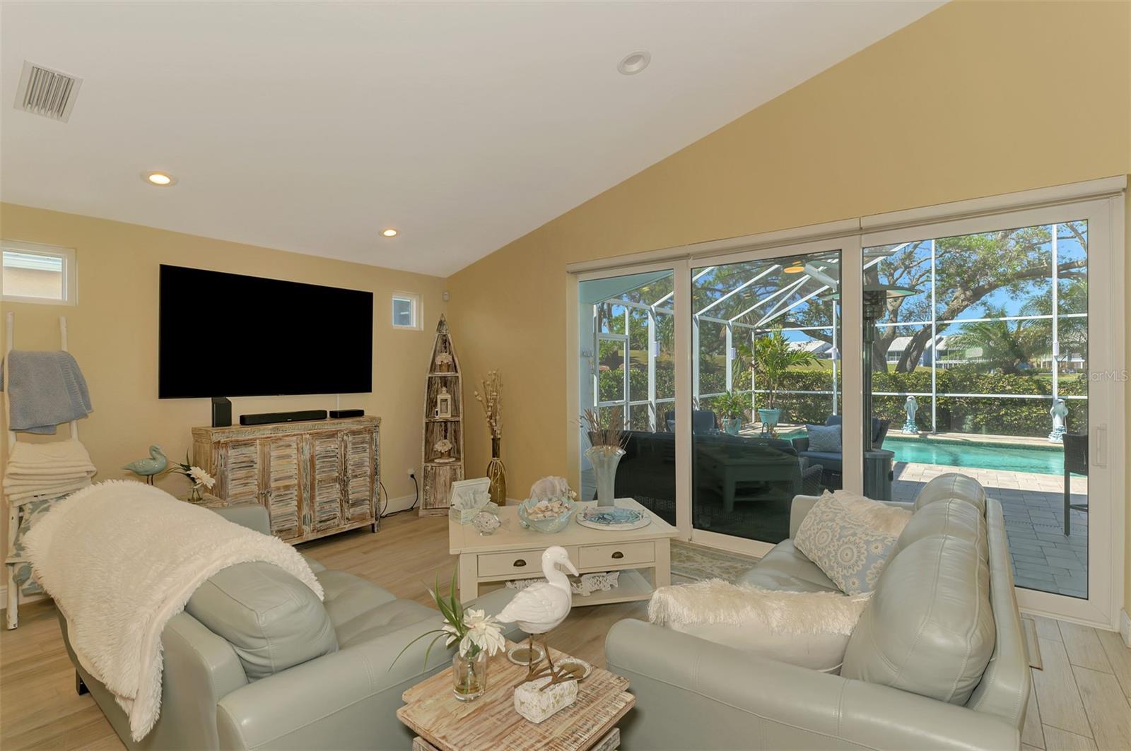BERMUDA CLUB WEST AT PLANTATION - Residential