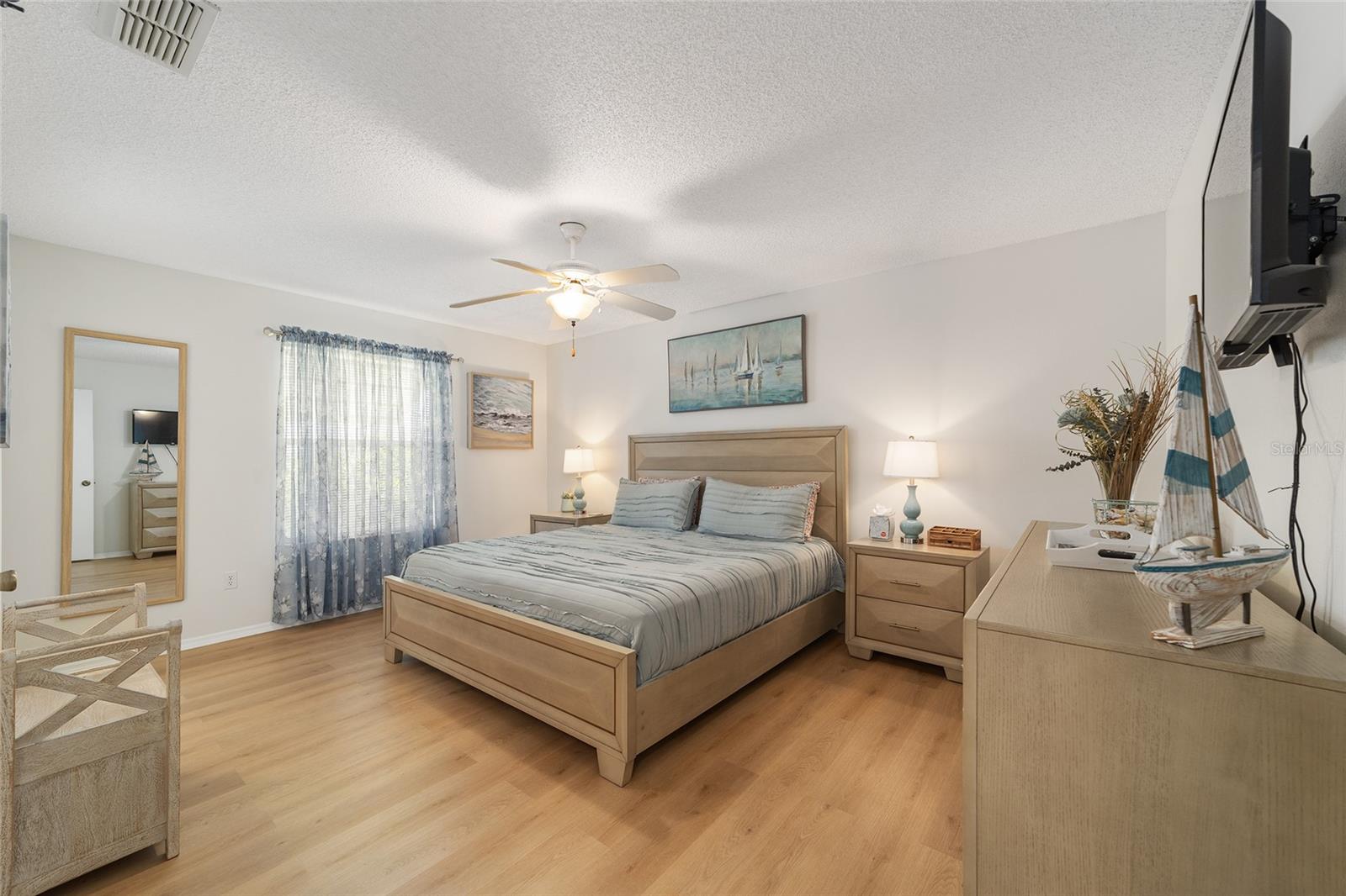 SUMTER VILLA DE LA VISTA WEST - Residential