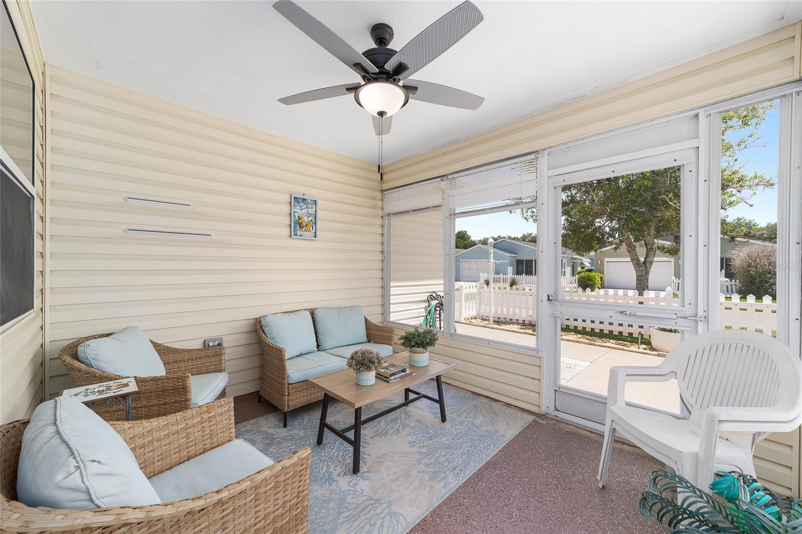 SUMTER VILLA DE LA VISTA WEST - Residential