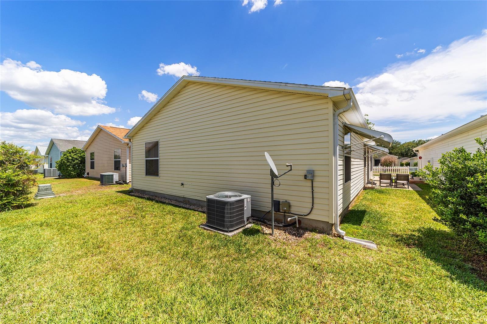 SUMTER VILLA DE LA VISTA WEST - Residential