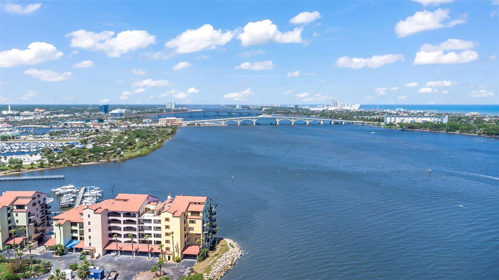 MARINA POINT PH 01 CONDO - Residential