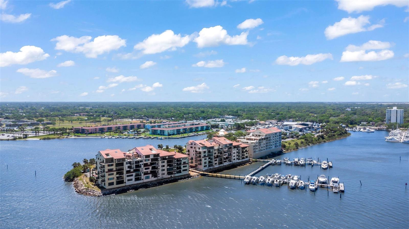 MARINA POINT PH 01 CONDO - Residential