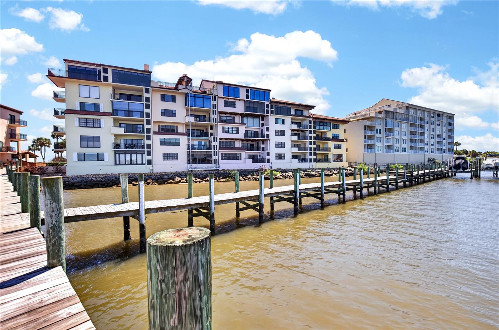 MARINA POINT PH 01 CONDO - Residential