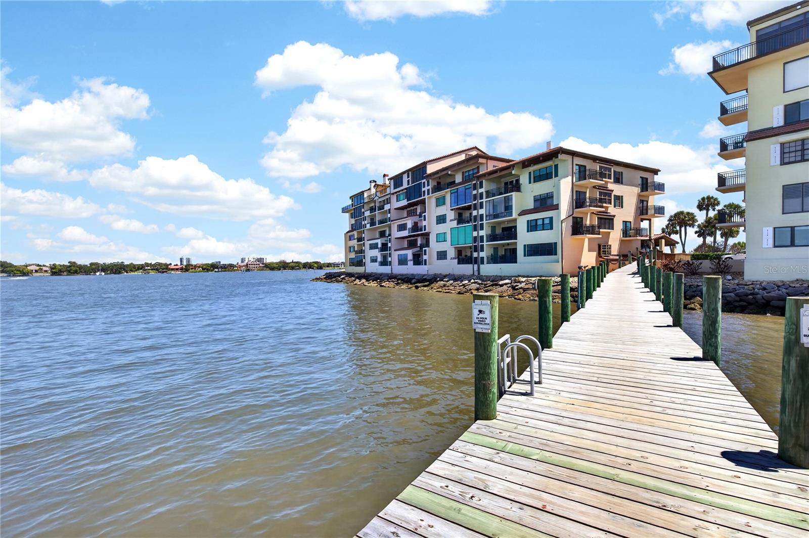 MARINA POINT PH 01 CONDO - Residential