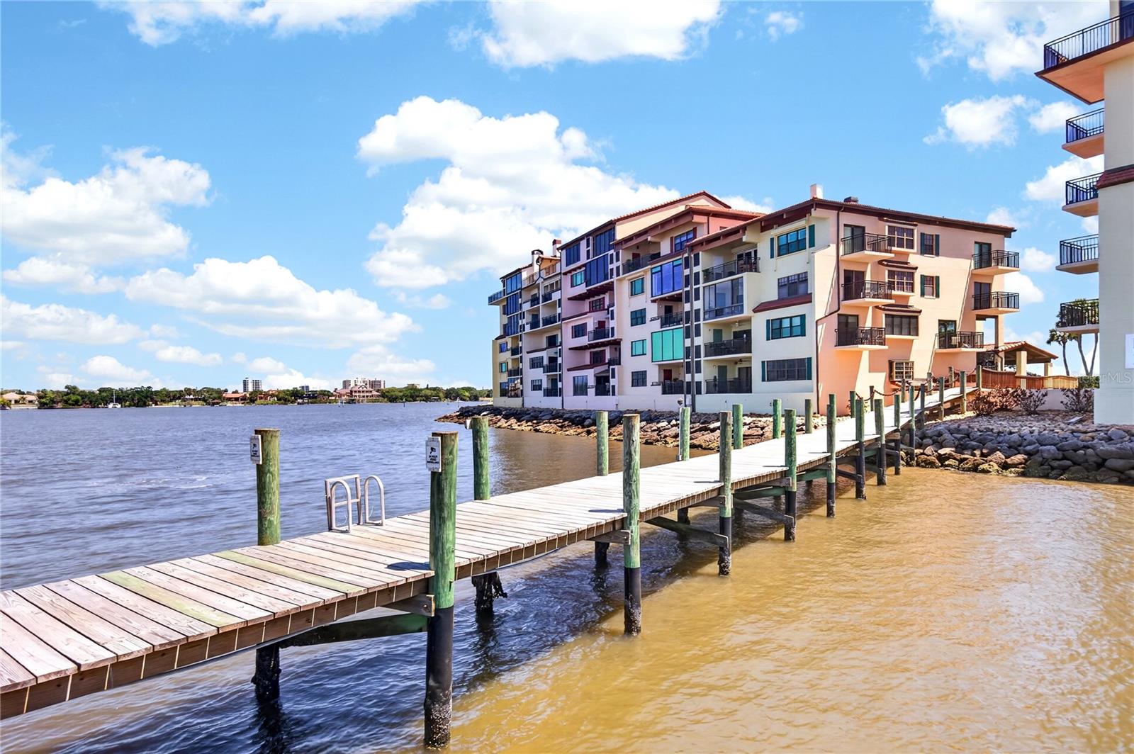 MARINA POINT PH 01 CONDO - Residential