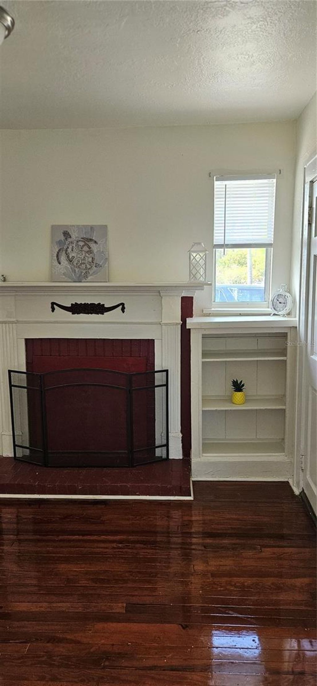 Photo of 1610 27th Avenue N, St Petersburg, FL 33713 (MLS # TB8473145)