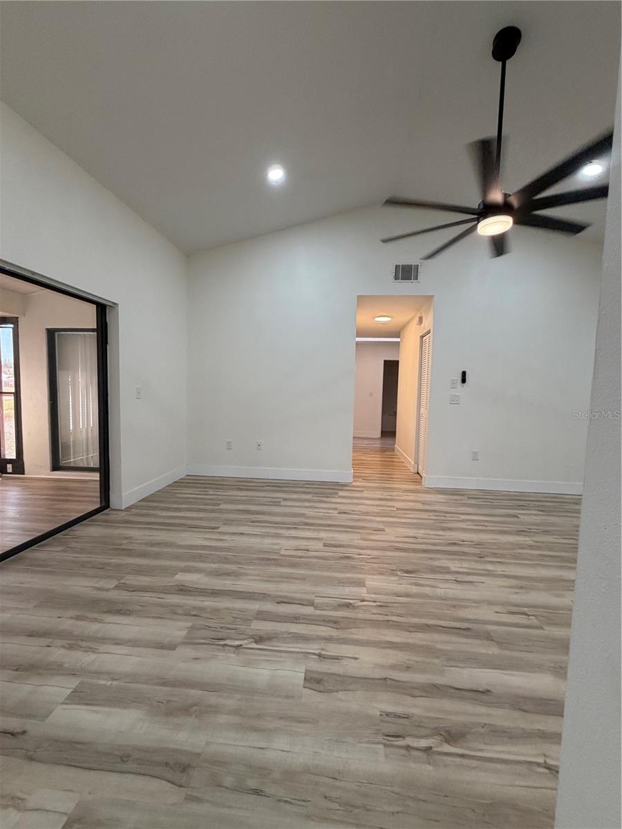 339 PEMBROKE LANE S 228