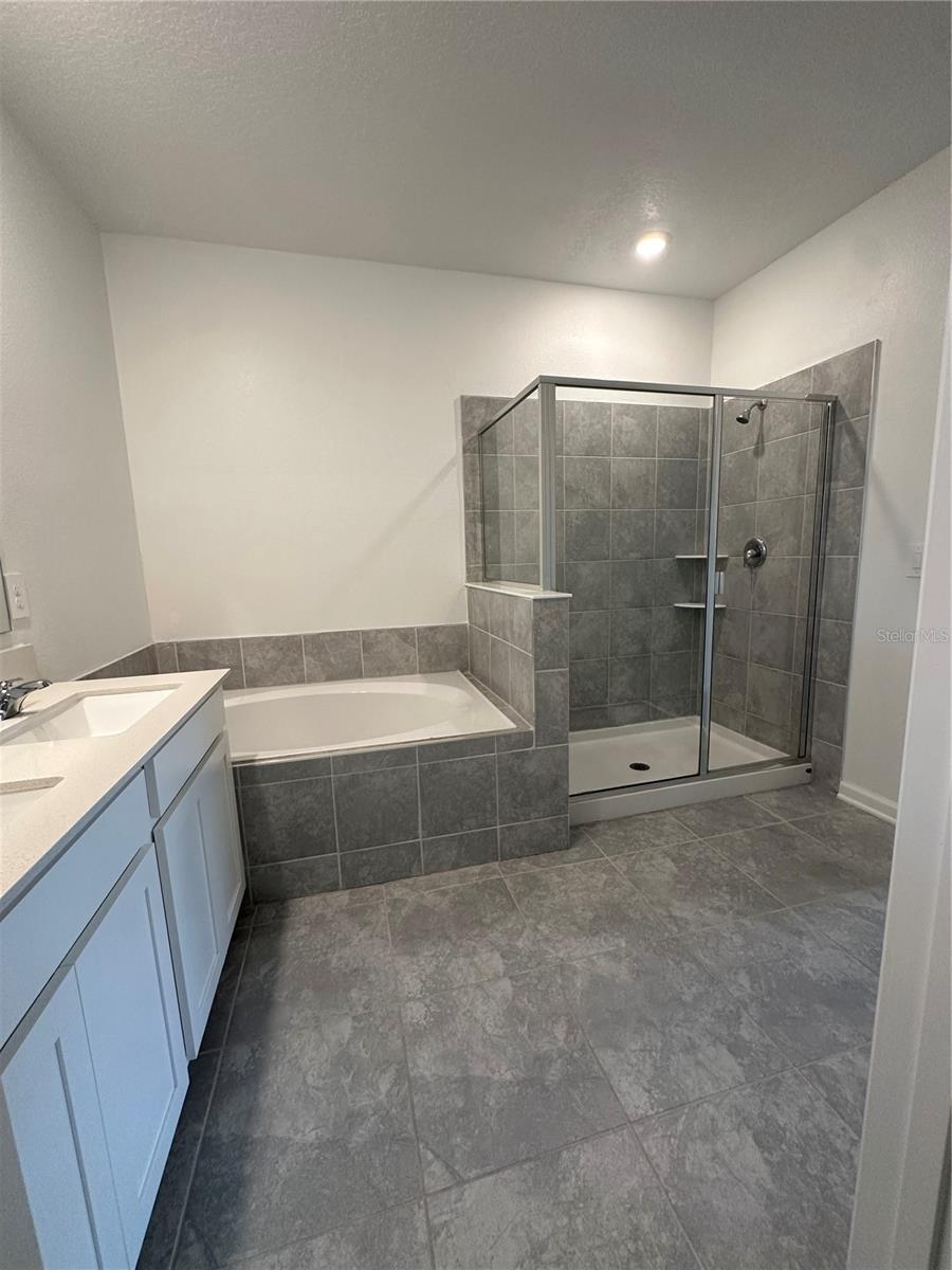 FOX NORTH - Residential Lease